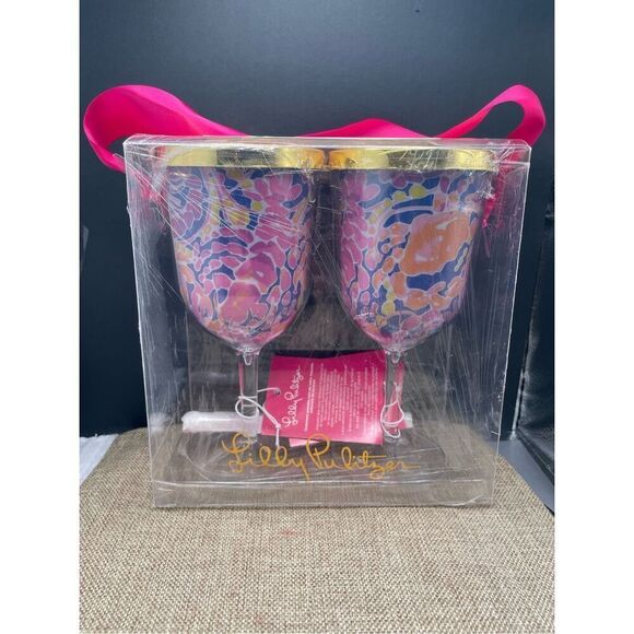 New Lilly Pulitzer Set Of Catch And Release Wine Glasses With Lid And Straw 2 Pi - Picture 4 of 4